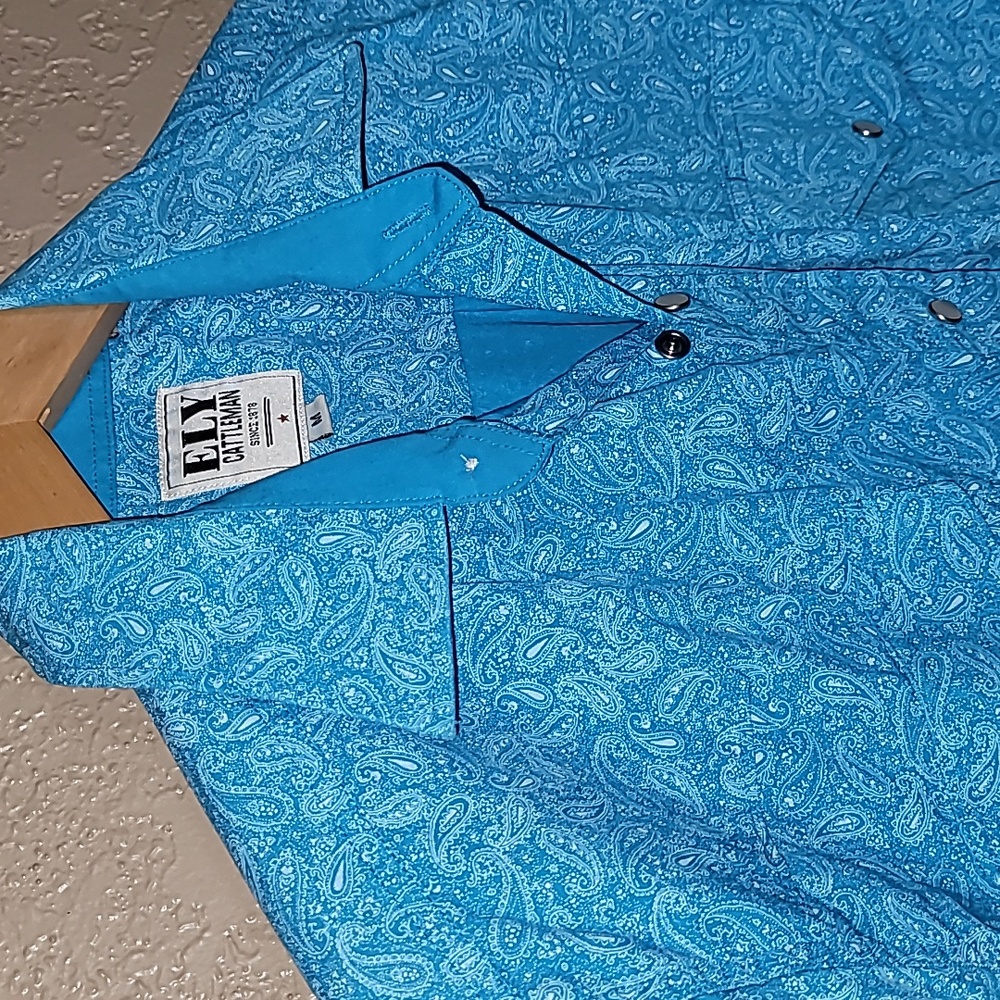 Ely Cattleman Men's paisley pearl snap